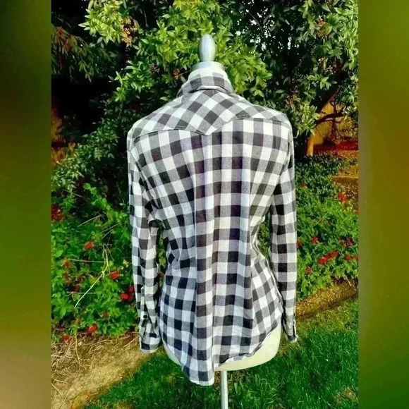 Urban Pipeline flannel button down shirt - Picture 4 of 4